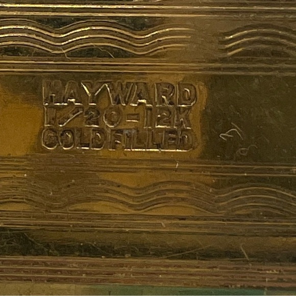 Hayward Victorian Floral Etched Black Gold Filled Bar Brooch Pin Vintage - Picture 6 of 6